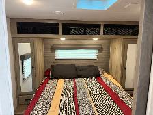 2022 Forest River Surveyor Legend camper - Photo 7