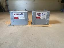 Power inverter & 2 deep cycle batteries - Photo 6