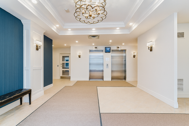 All-Inclusive Top-Floor Condo – Brampton