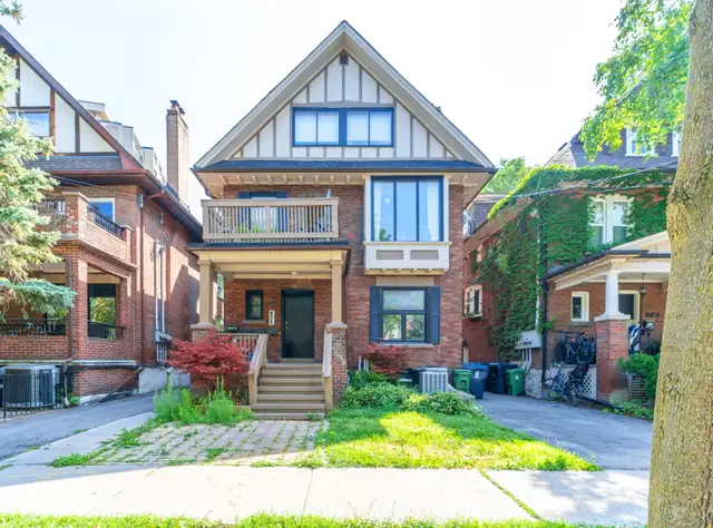 HIGH CEILING 3BR BSMT W/ LARGE WINDOWS AND LIVING! BLOOR/SPADINA