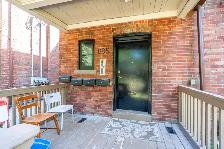HIGH CEILING 3BR BSMT W/ LARGE WINDOWS AND LIVING! BLOOR/SPADINA - Photo 10