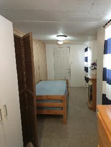 Private Room for Rent in Northwest for Female NON-SMOKER over 40 - Photo 2