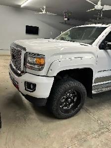 2015 GMC Denali 3500HD - Photo 3
