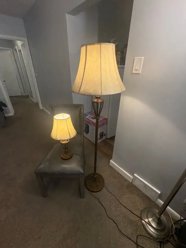 Free delivery used Vintage Brass Table Lamp and Floor Lamp Set