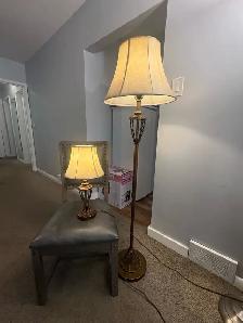 Free delivery used Vintage Brass Table Lamp and Floor Lamp Set - Photo 6