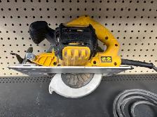 Dewalt DWE575 Circular Saw - Photo 2