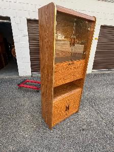 Free delivery used Vintage Wooden Display Cabinet - Photo 4