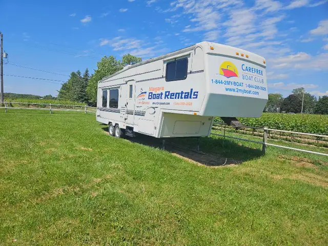29ft Glendale Golden Faclon travel trailer camper