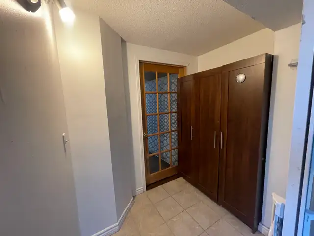 FOR LEASE – Bright Walkout Basement in Brampton