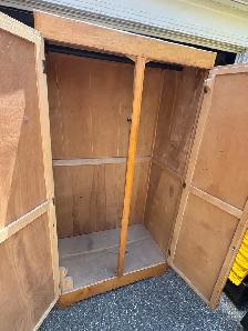 Free delivery antique Wooden Wardrobe with Hanging Rod - Photo 6