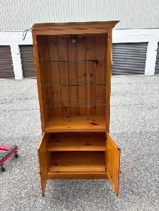 Free delivery used  Display Cabinet with Glass Shelves and Light - Photo 8