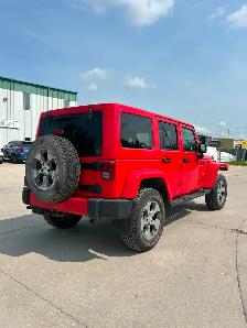 2016 Jeep Wrangler Unlimited Sahara - Photo 3