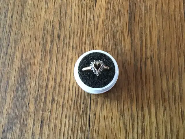 LADIES RING