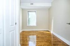 HUGE LUXURY 4BR 3WR UPPER UNIT W/ TWO DECKS! STEPS TO U OF T! - Photo 5