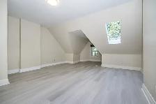 HUGE LUXURY 4BR 3WR UPPER UNIT W/ TWO DECKS! STEPS TO U OF T! - Photo 6