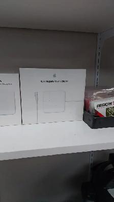Power Adapter USB-C - Premium Copy | Band New | Sale Price - Photo 3