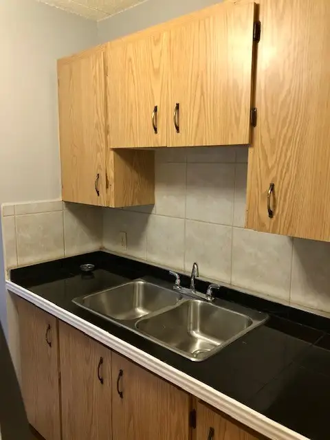Clean, Spacious, Refreshed!  2br lower-level unit, $1695   H