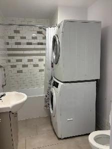 Renovated, 2-bedroom, with all appliances - Photo 8