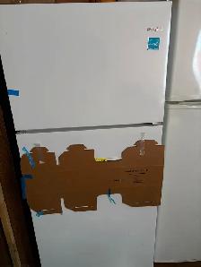 Selling brand new Whirlpool fridge. Asking price $900. - Photo 5