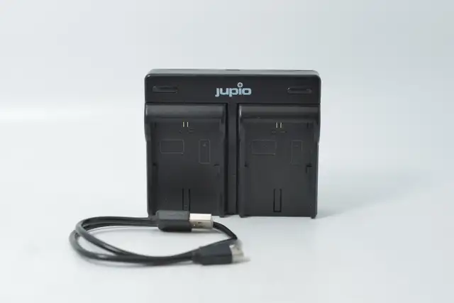 Jupio USB Dedicated Duo Charger LCD For Canon LP-E6 ID 3169
