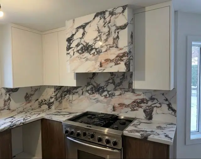 Kitchen Quartz Countertops in Many Colors & Styles