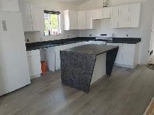 Premium Granite & Quartz Countertop - Photo 9