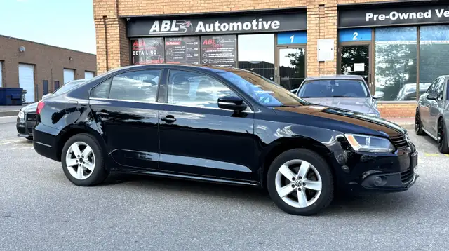 2012 Jetta 2.5L Safety Included152000 km