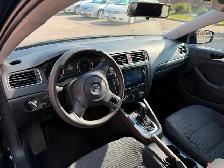 2012 Jetta 2.5L Safety Included152000 km - Photo 8