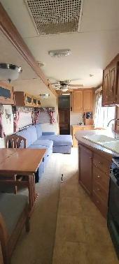 Travel trailer Sportsman Two bedroom Sleeps 8 - Photo 3
