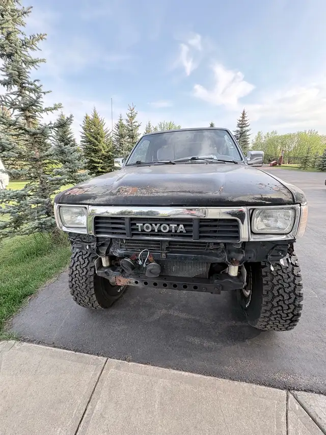 1990 Toyota pick up