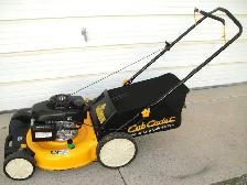 CUB CADET READ BAG GAS LAWNMOWER