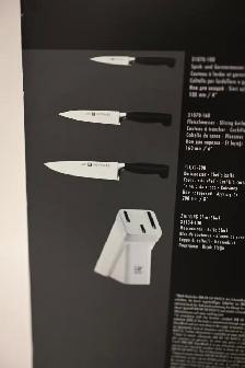 Zwilling Self Sharpening Block Set 4pc Four star Brand New - Photo 5