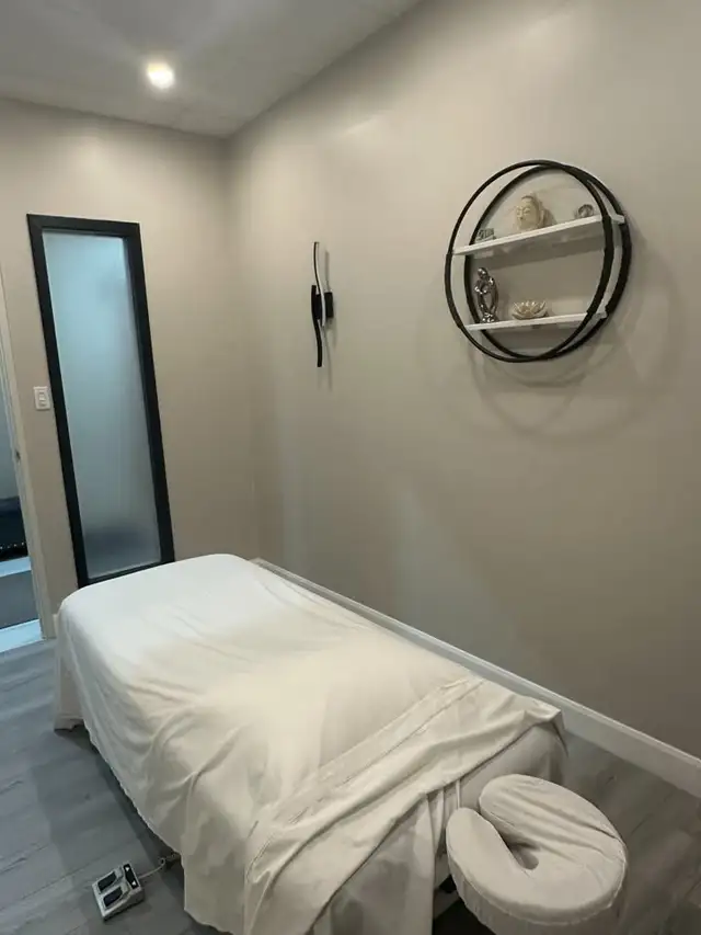 MASSAGE/PHYSIO ROOM FOR RENT