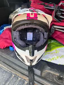 youth small helmet - Photo 2