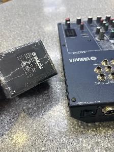 Yamaha MG82CX 8 Channel mixing console - Photo 6