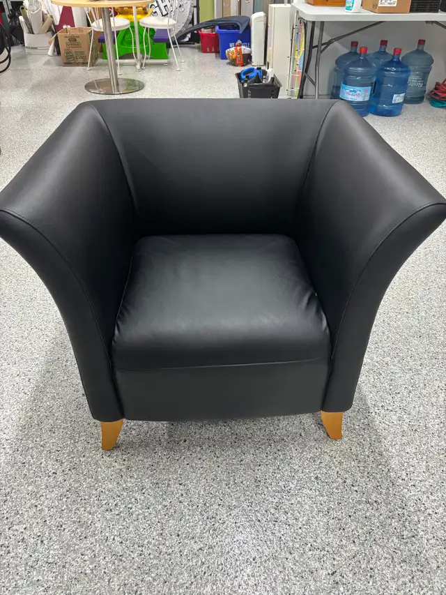 Full Flash Furniture Reception Set -  2 Chairs & Matching Couch