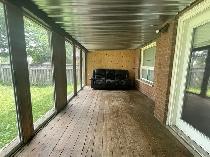 Cozy 1 Bed   Den Walkout Basement Unit, Livingstone St. West
