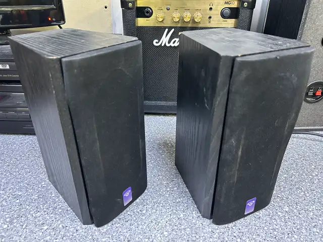 Cerwin Vega SA-140 Bookshelf Speakers