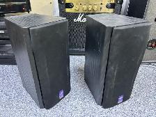 Cerwin Vega SA-140 Bookshelf Speakers
