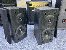 Cerwin Vega SA-140 Bookshelf Speakers - Photo 2