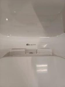 Toilet - Photo 5