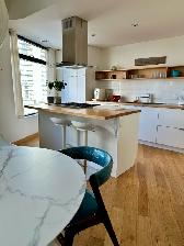 2 Bed 1.5 Bath Plus Den Condo For Rent On Wellington Cres - Photo 4