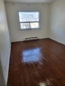 Two Bedroom Apartment for Rent in Hull - Photo 3