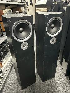 Polk Audio R300 Tower Speakers Pair