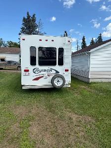 2005 Crossroad Cruiser Travel Trailer - Photo 3