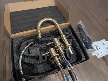 Brand New Gold Bathroom Faucet For Sale - Photo 3