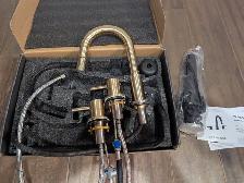Brand New Gold Bathroom Faucet For Sale - Photo 5