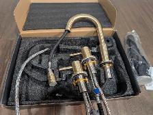 Brand New Gold Bathroom Faucet For Sale - Photo 6