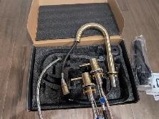 Brand New Gold Bathroom Faucet For Sale - Photo 7