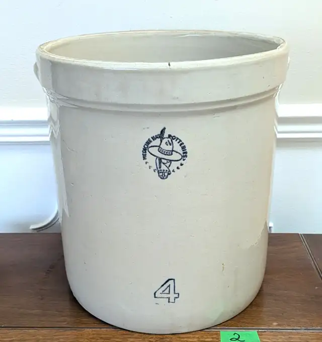 Stoneware Crock – Medicine Hat - 4-Gallon